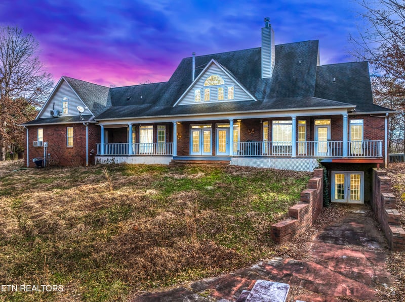 637 Abbey Way, Friendsville, TN 37737