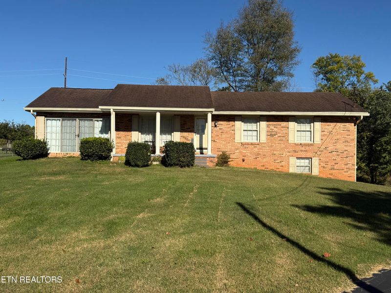 6370 Lavern Cir, Talbott, TN 37877