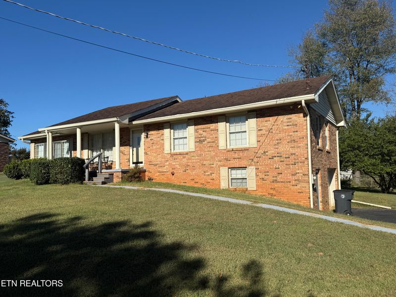 6370 Lavern Cir, Talbott, TN 37877