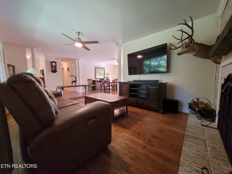6374 Highway 11 E, Lenoir City, TN 37772