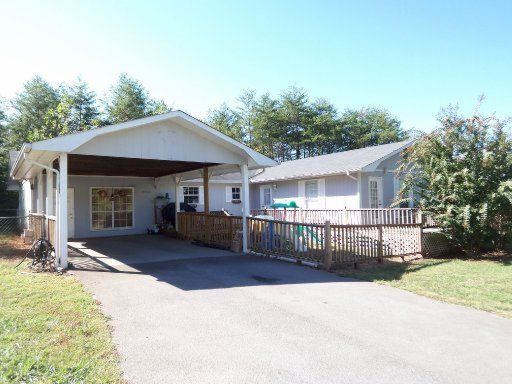638 County Road 655, Athens, TN 37303