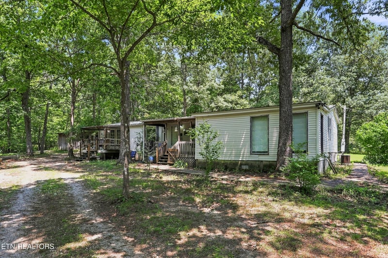638 Crestview Loop, Crossville, TN 38571