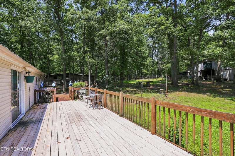 638 Crestview Loop, Crossville, TN 38571
