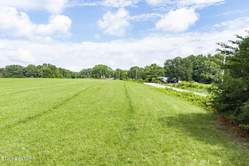 6388 Chestnut Hill Rd, Crossville, TN 38571