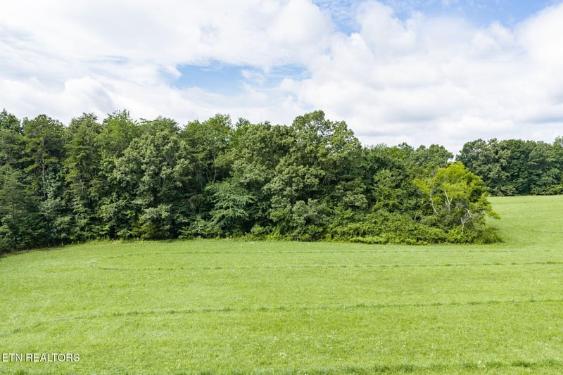 6388 Chestnut Hill Rd, Crossville, TN 38571