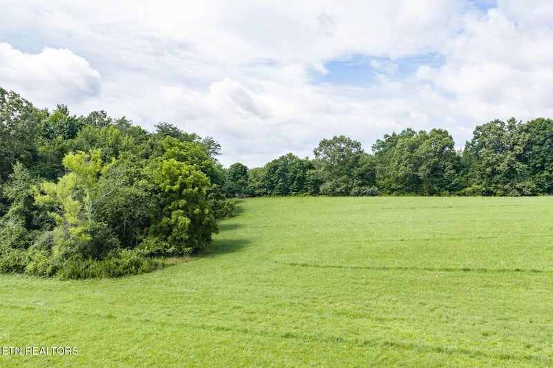 6388 Chestnut Hill Rd, Crossville, TN 38571