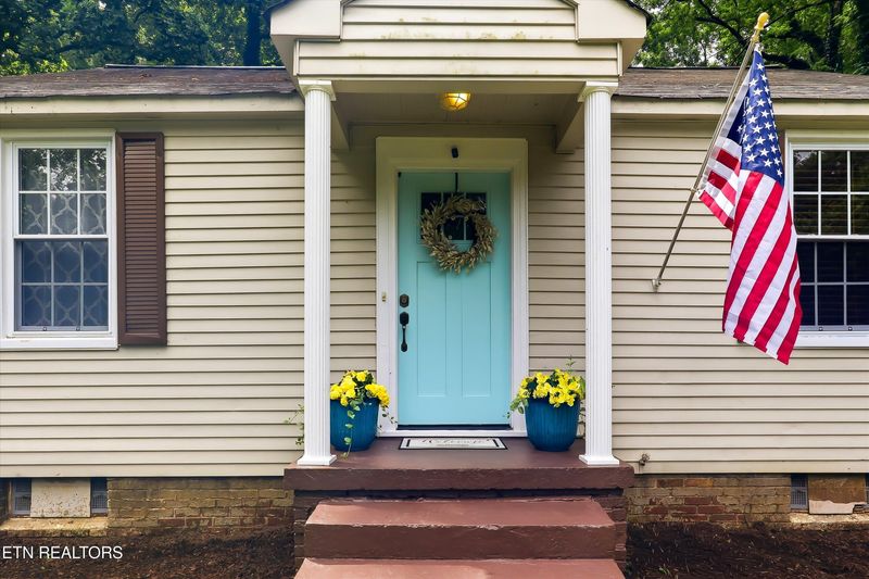 639 River Rd, Loudon, TN 37774