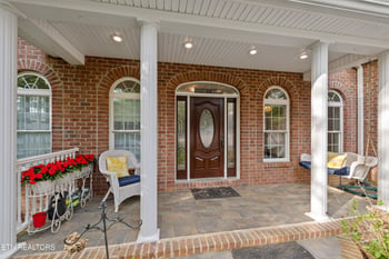639 S Arch Rock Dr, Sevierville, TN 37876