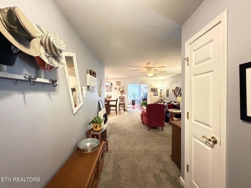 64 Pear Cir, Crossville, TN 38555