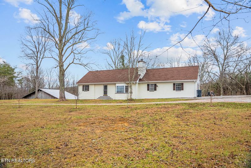 64 Pugh Rd, Crossville, TN 38555