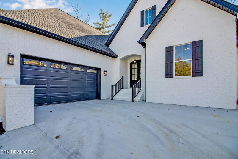 64 Renwick Ct, Fairfield Glade, TN 38558