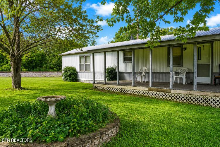 64 Westel Rd, Rockwood, TN 37854