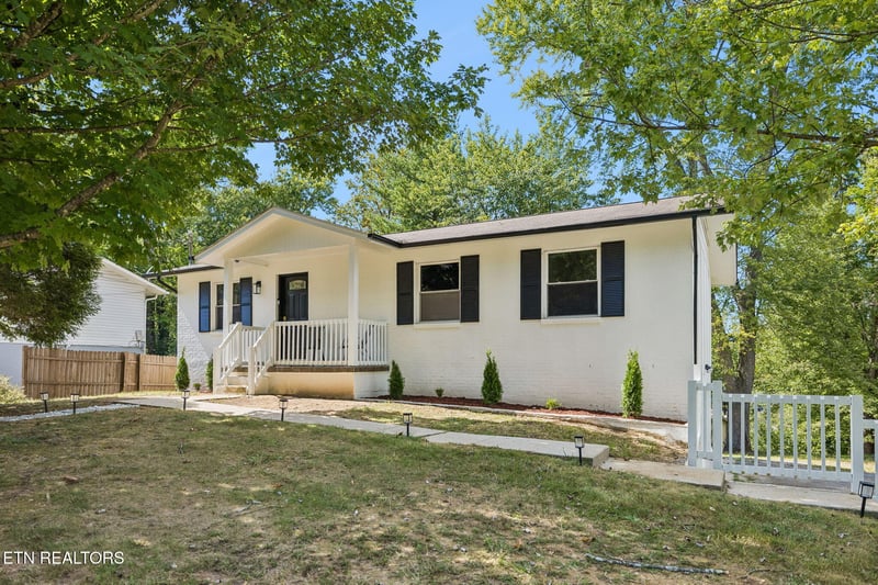6409 Shrewsbury Dr, Knoxville, TN 37921