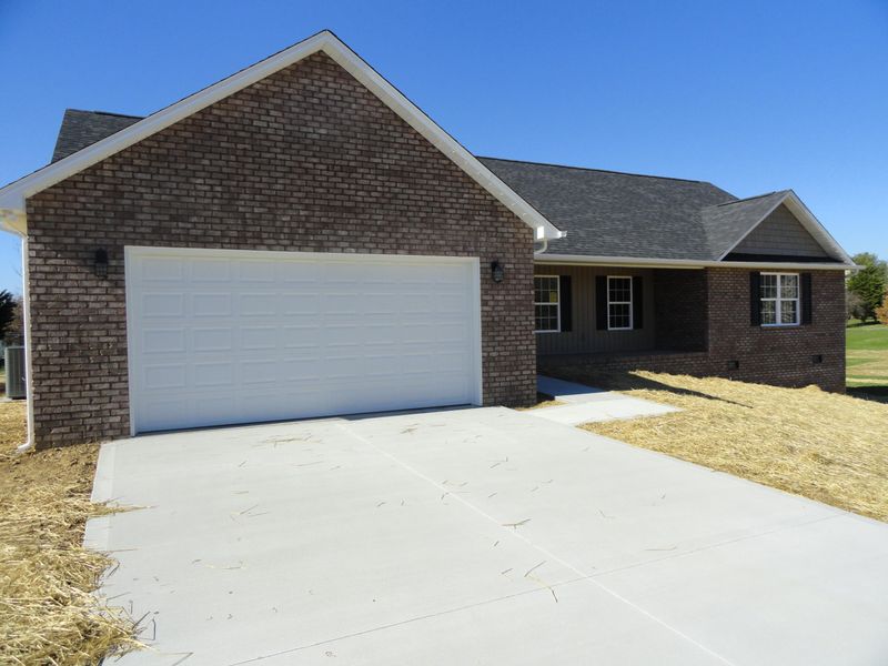 641 Bryce View Ln, Sevierville, TN 37876