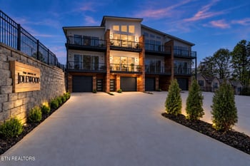 641 Idlewood Ln, Knoxville, TN 37923