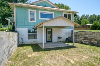 641 Island Ford Rd, Lancing, TN 37770