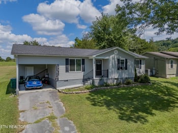 6412 Walnut Breeze Ln, Knoxville, TN 37918