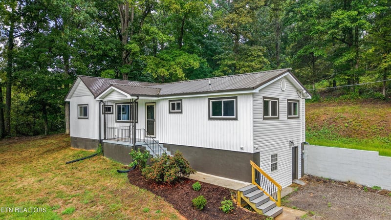 6413 Manis Rd, Knoxville, TN 37924