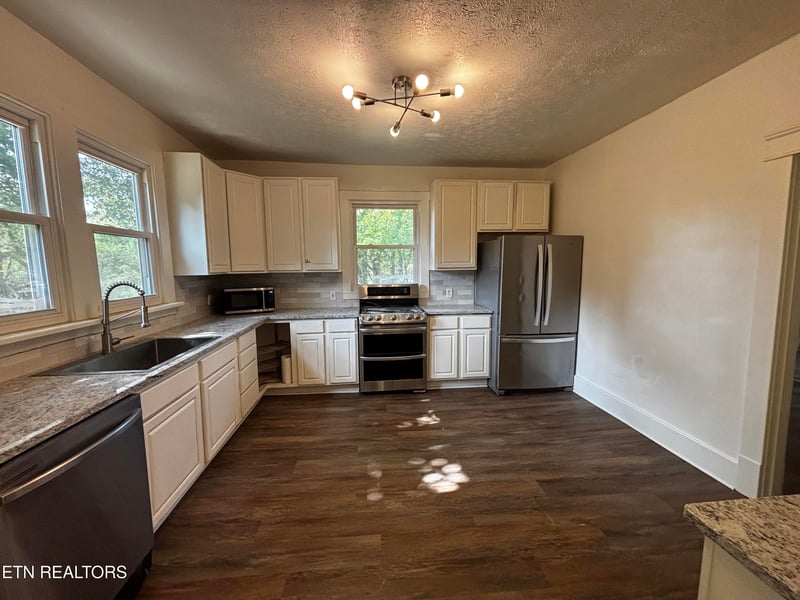 6422 Tazewell Pike, Knoxville, TN 37918
