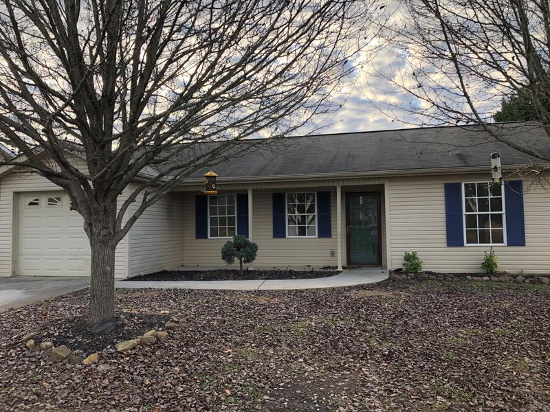 6425 Hugh Willis Rd, Powell, TN 37849