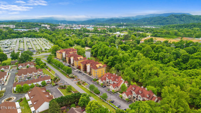 643 River Place Way #A401, Sevierville, TN 37862
