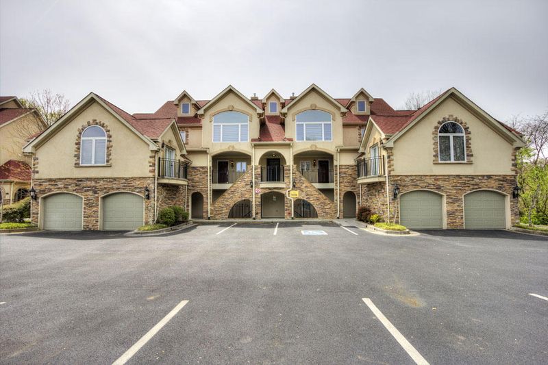 643 River Place Way, Sevierville, TN 37862