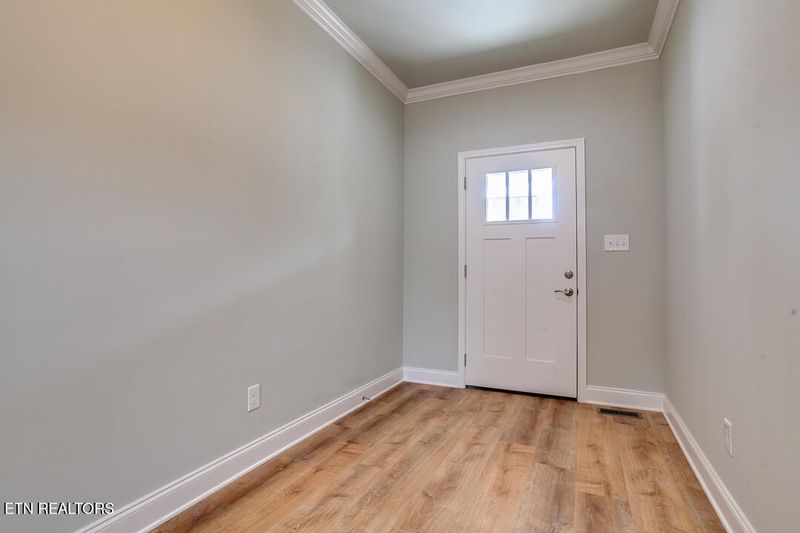 6431 Glen Eagle Ln, Knoxville, TN 37921