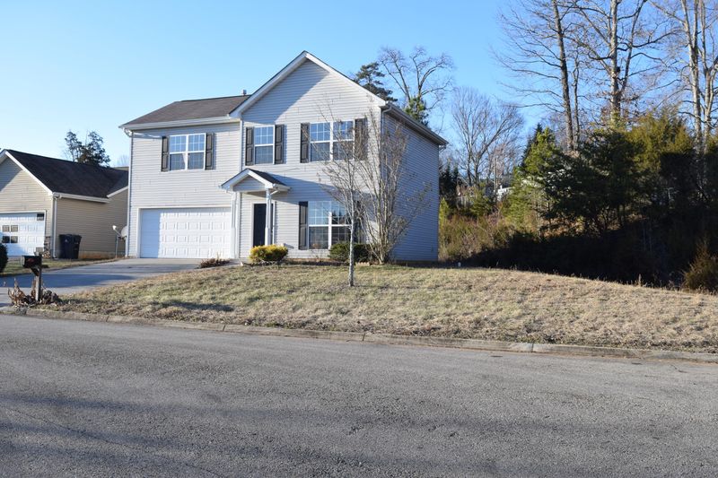 6433 Granite Hill Ln, Knoxville, TN 37923