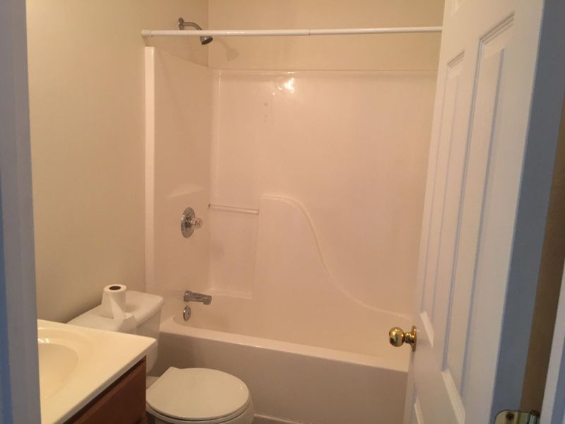 6433 Hugh Willis Rd, Powell, TN 37849