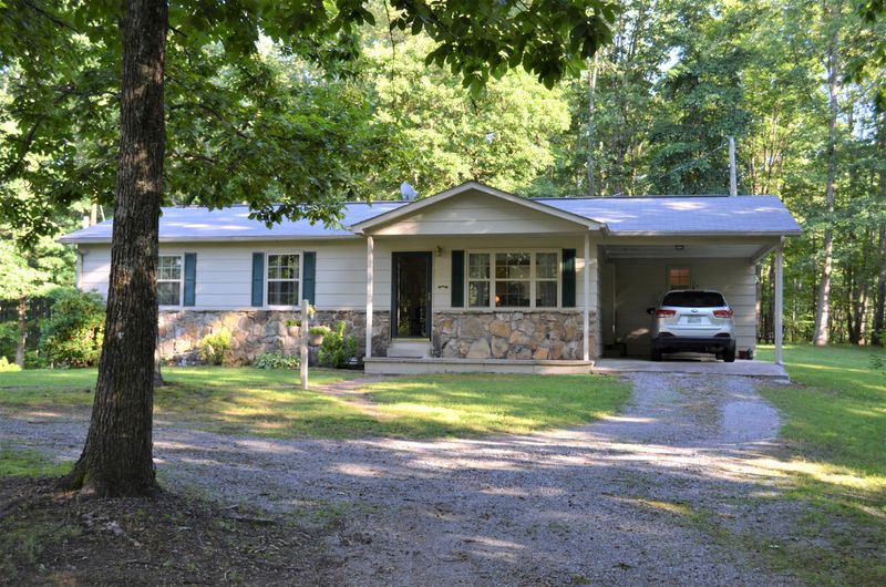 6436 Vandever Rd, Crossville, TN 38572