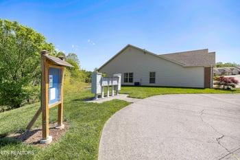 644 Applegate Ln, Farragut, TN 37934