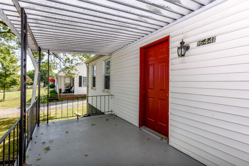 644 E Lincoln Rd, Alcoa, TN 37701