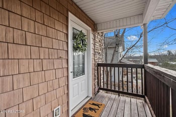 644 Lloyd Huskey Rd, Pigeon Forge, TN 37863
