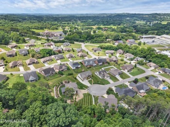 645 Berrywood Dr, Maryville, TN 37801