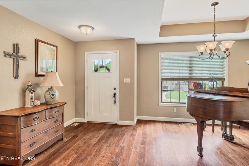 645 Berrywood Dr, Maryville, TN 37801