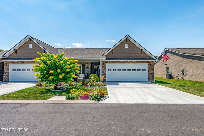 645 Snowflower Cir #140, Pigeon Forge, TN 37863