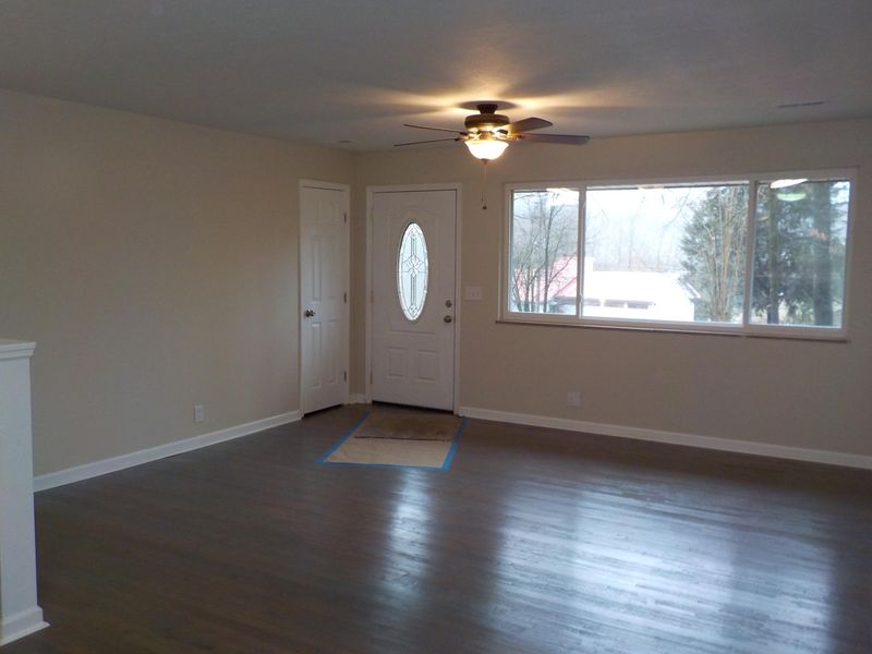 646 Edgemoor Rd, Powell, TN 37849