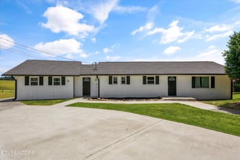 646 Glenlock Rd, Sweetwater, TN 37874