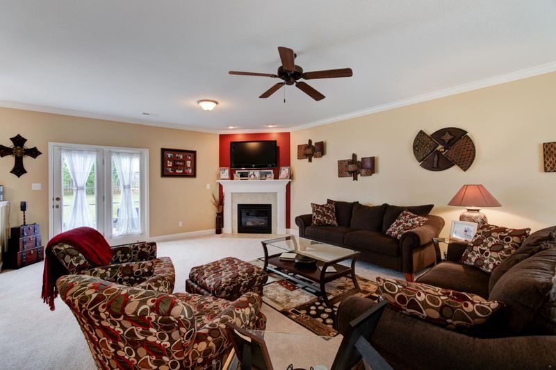 6475 Painter Farm Ln, Knoxville, TN 37931