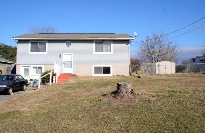 649 Patterson Rd, Walland, TN 37886