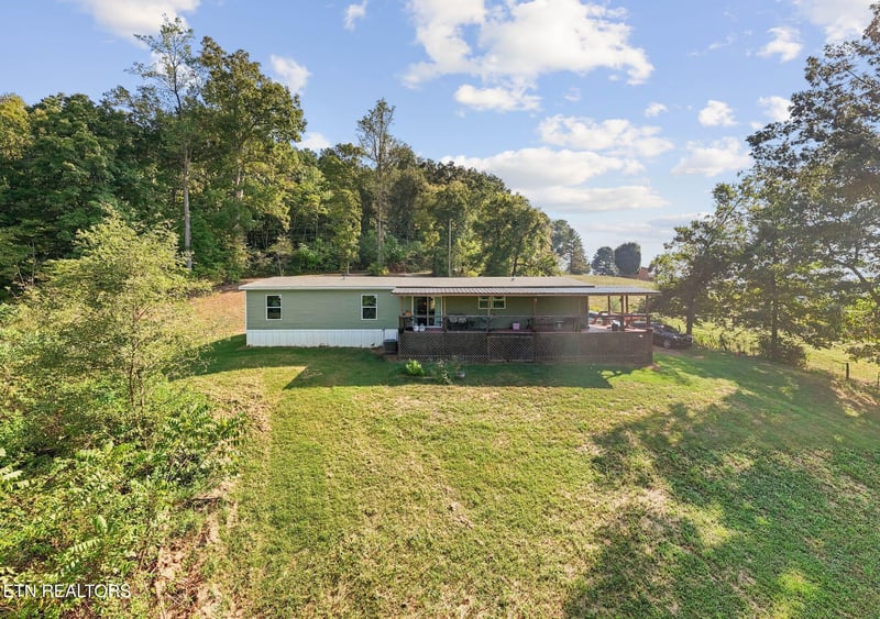 650 Combs Rd, Rutledge, TN 37861