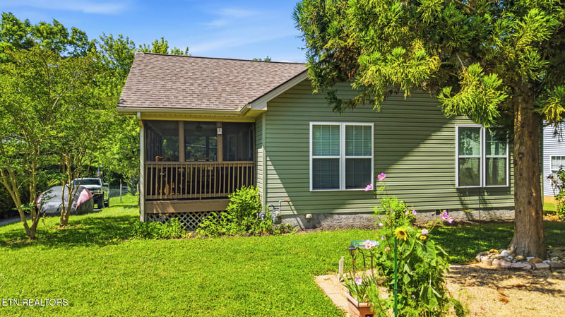 650 Lloyd Huskey Rd, Pigeon Forge, TN 37863