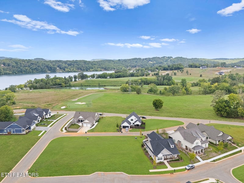 650 Red Fox Rn, Loudon, TN 37774