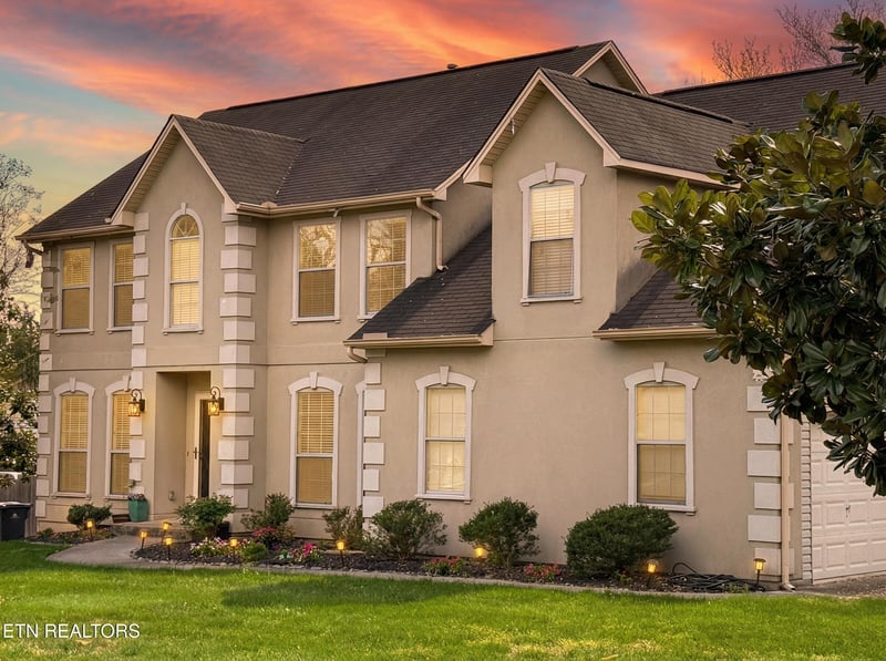 6500 Silver Fox Ln, Knoxville, TN 37909