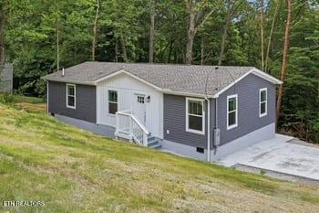 6504 Milroy Ln, Knoxville, TN 37918