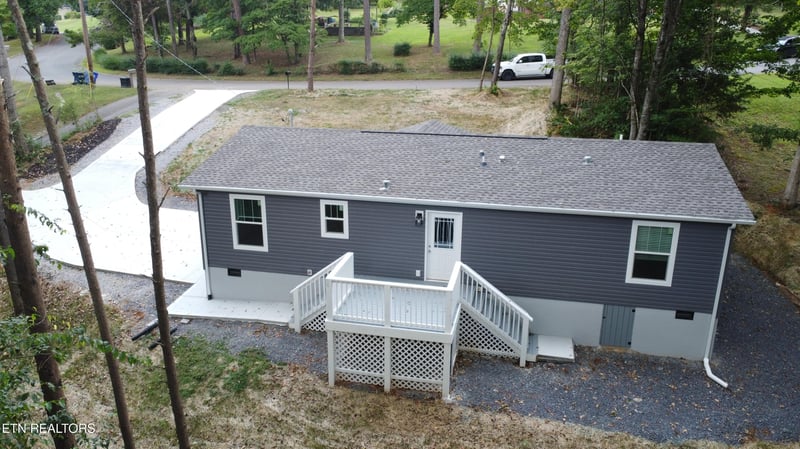 6504 Milroy Ln, Knoxville, TN 37918