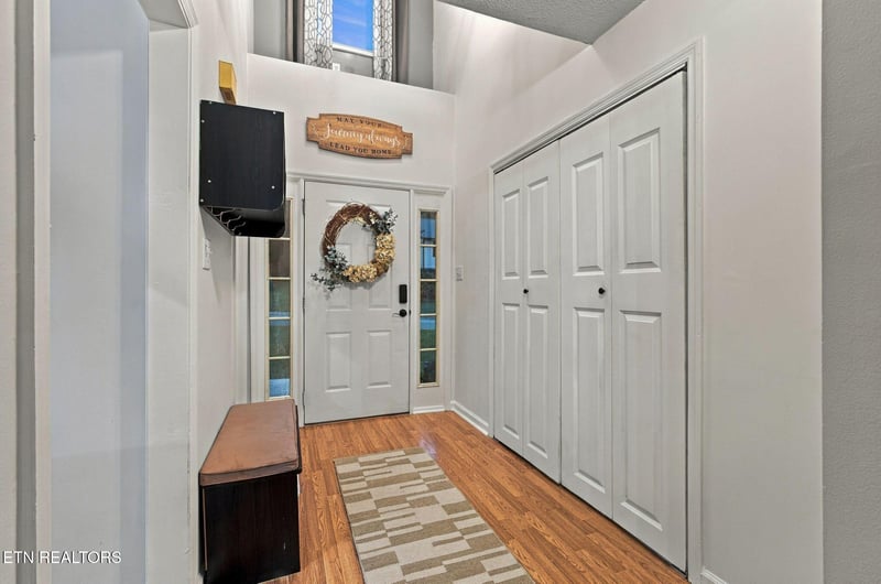 6504 Ridge Run Dr, Knoxville, TN 37921