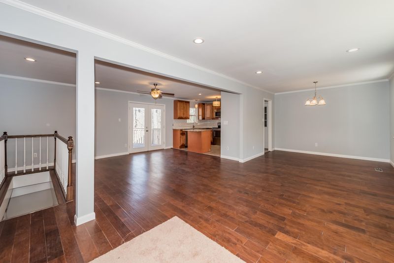 6505 Cate Rd, Powell, TN 37849