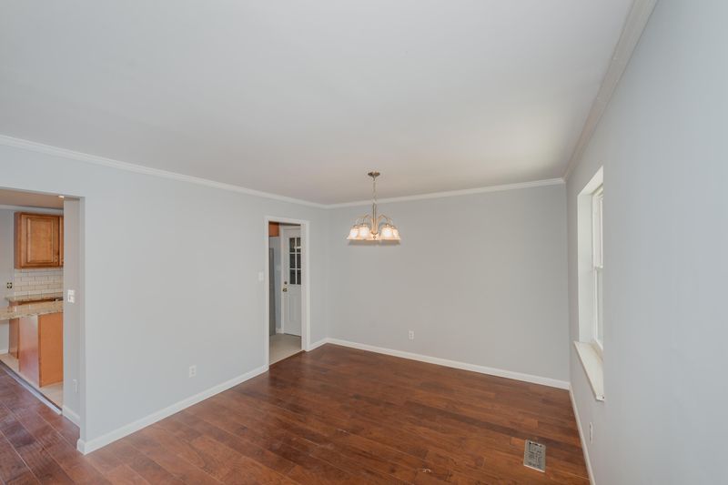 6505 Cate Rd, Powell, TN 37849