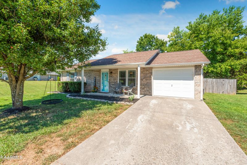 6507 Glorious Ln, Corryton, TN 37721